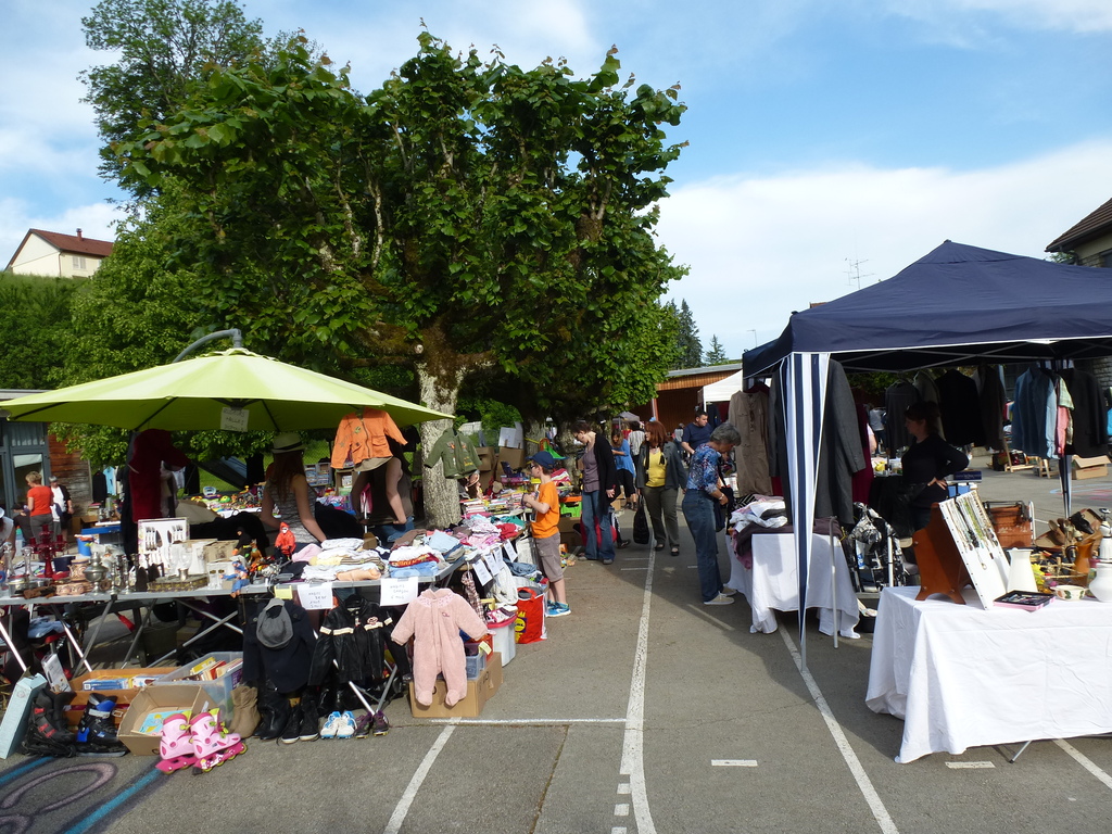 Vide grenier Chalezeule